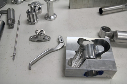 SRAM10.jpg SRAM10.jpg